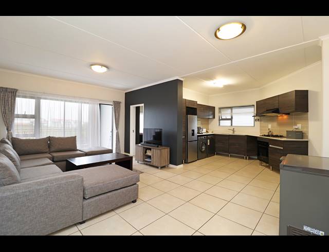 3 BEDROOM APARTMENT FOR SALE IN MODDERFONTEIN